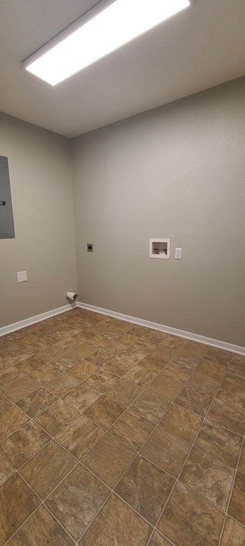 Building Photo - Cute 3 Bedroom Home!