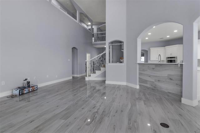 Building Photo - 7404 Wembley Ct
