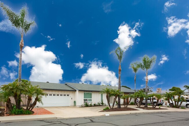 Foto del edificio - Traditional Single Family with Spacious Yard!