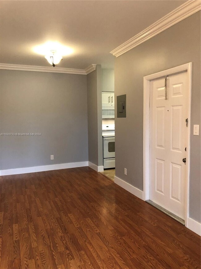 Building Photo - 860 Cypress Park Way