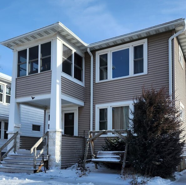 Foto principal - 5615 32nd Ave