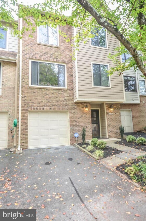 10758 Mist Haven Terrace, Rockville, MD 20852 Townhouse for Rent in