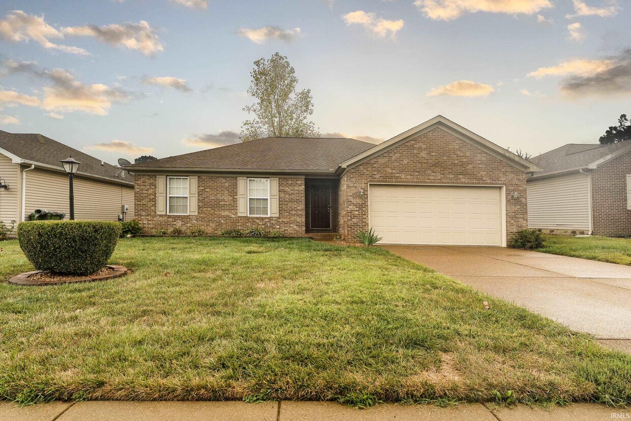 Primary Photo - 4545 Rathbone Dr