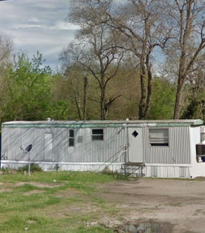 Primary Photo - 4430 Greenwood Rd