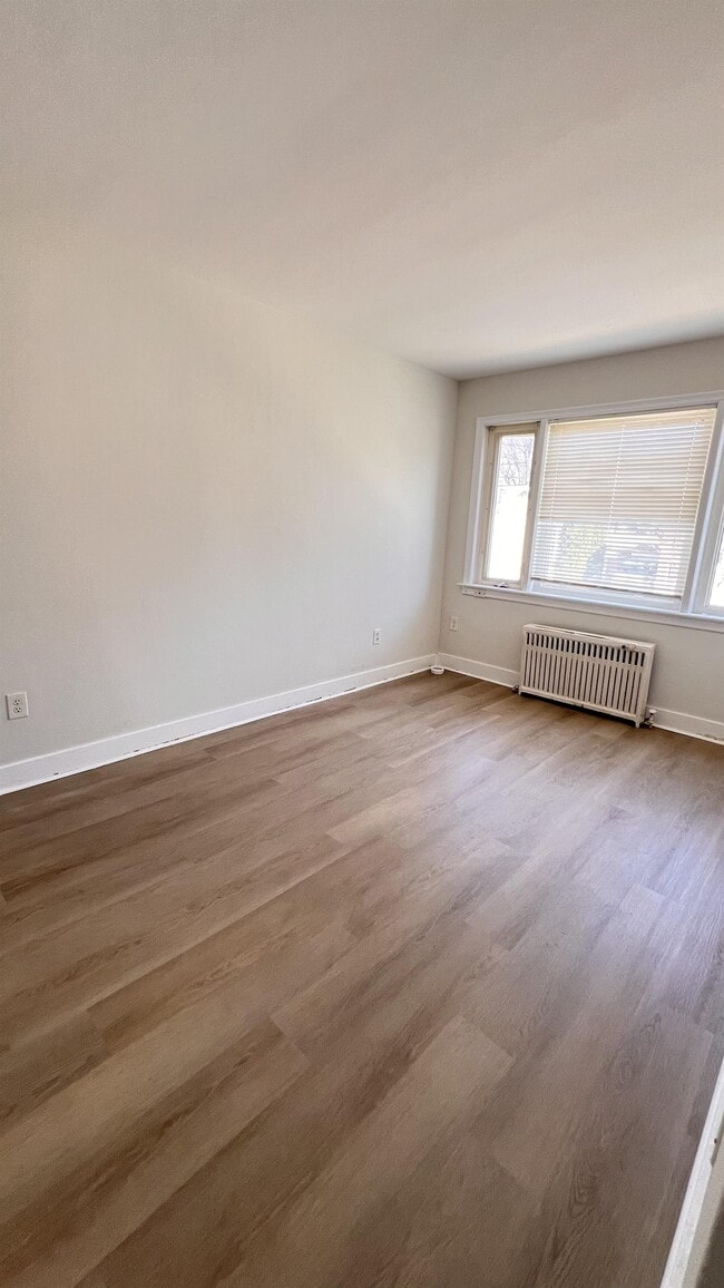 Building Photo - 3 Water St