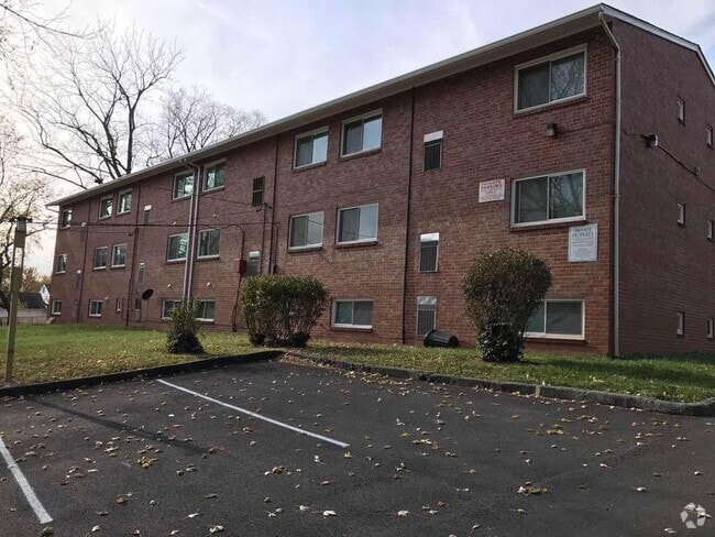 Building Photo - 5707 Adleigh Ave