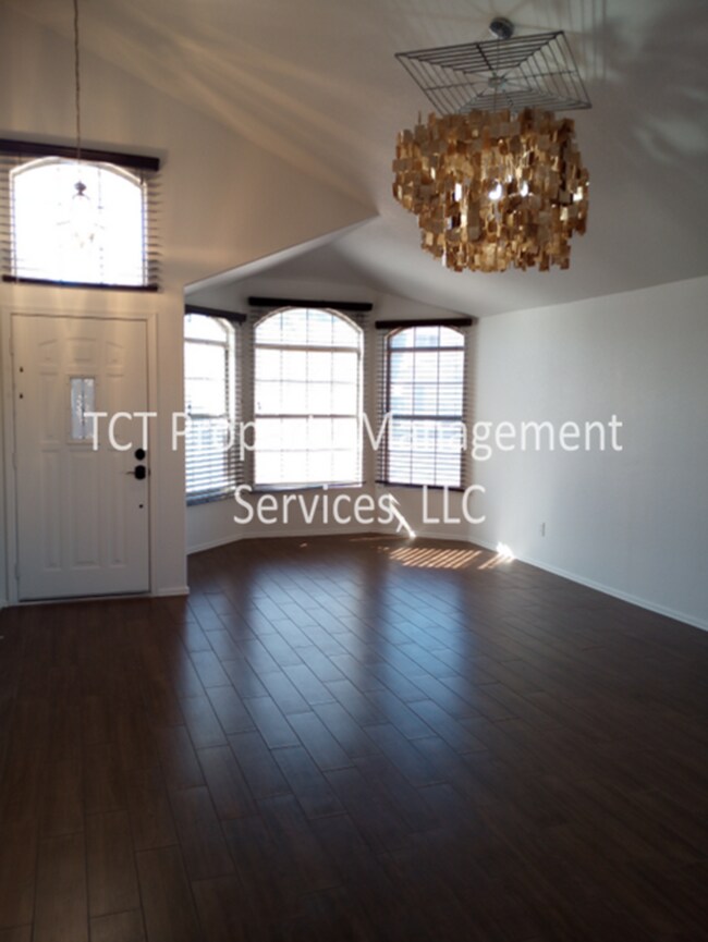 Foto del edificio - 3 Bed/2 Bath in Avondale