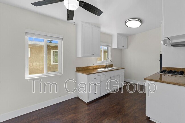 Foto del edificio - 271 16th Pl