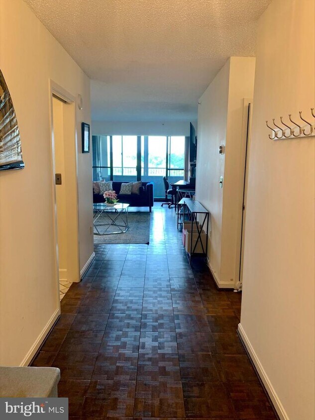Primary Photo - 1300 Crystal Dr