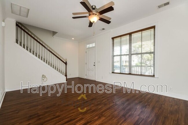 Building Photo - 5194 Celtic Dr