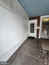 Building Photo - 1 E Elger St