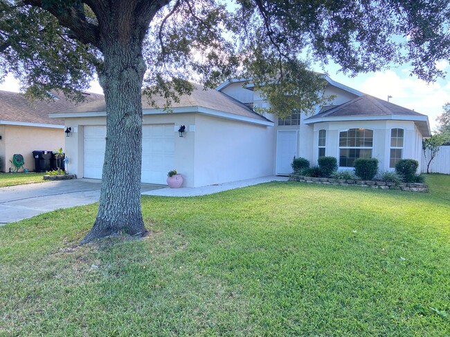 Building Photo - 3 BEDROOM WITH FENCE YARD, FOR RENT