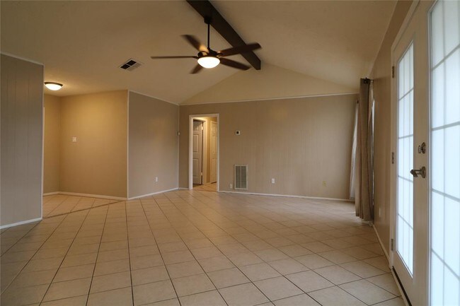 Foto del edificio - 2810 Virginia Colony Dr