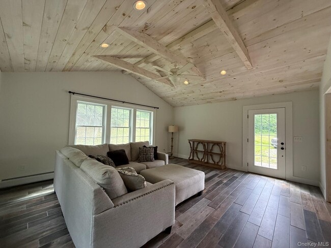 Building Photo - 463 Doodletown Rd