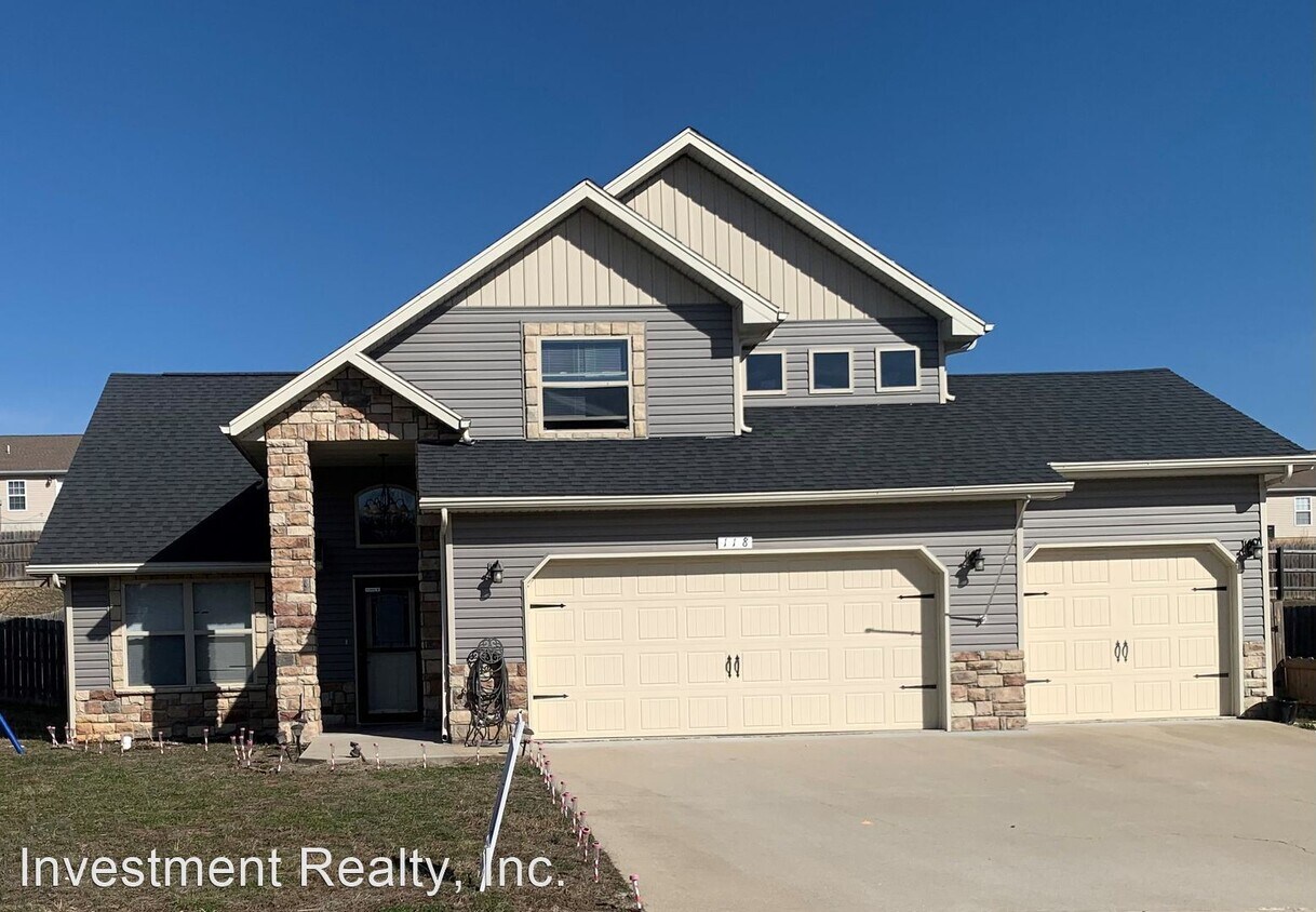 Foto principal - 4 br, 3 bath House - 118 Mary Catherine St