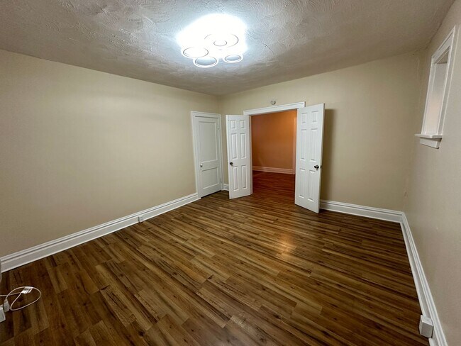 Foto del edificio - 3859 Alberta St