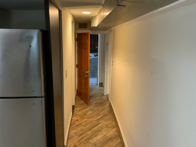 Building Photo - 844 N Harding Ave