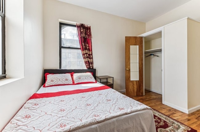 Photo - 71-31 169th St Townhome