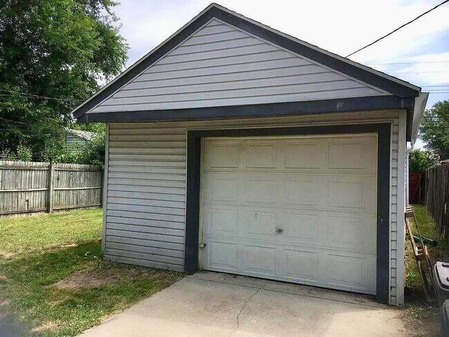 Foto del edificio - 6171 Wilkie St