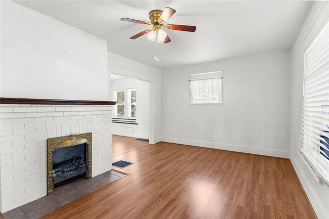 Building Photo - 326-328 Sherman Ave