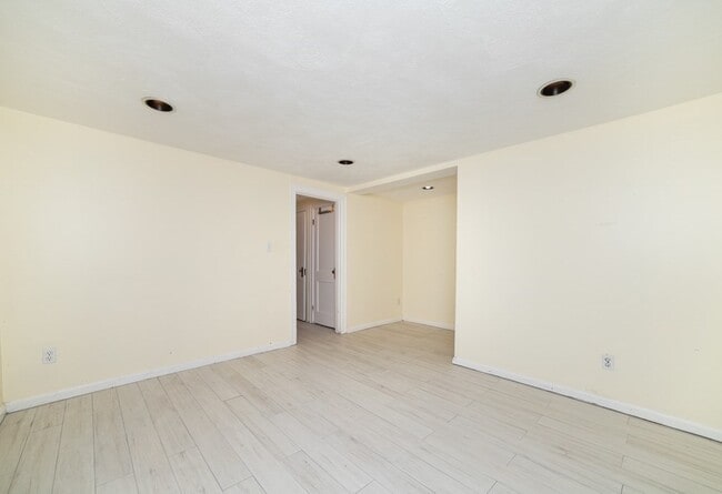 Building Photo - 465 Revere Beach Blvd
