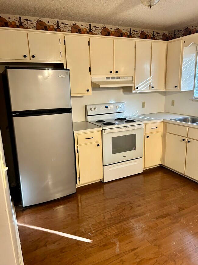 Foto del edificio - 102 Brandywine Dr NE