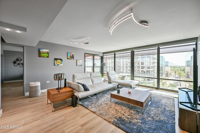 Foto del edificio - 4808 N 24th St