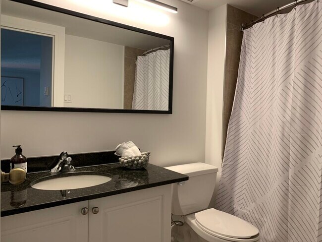 1 cama @ 435 - 435 Albert St. – Domaine 435