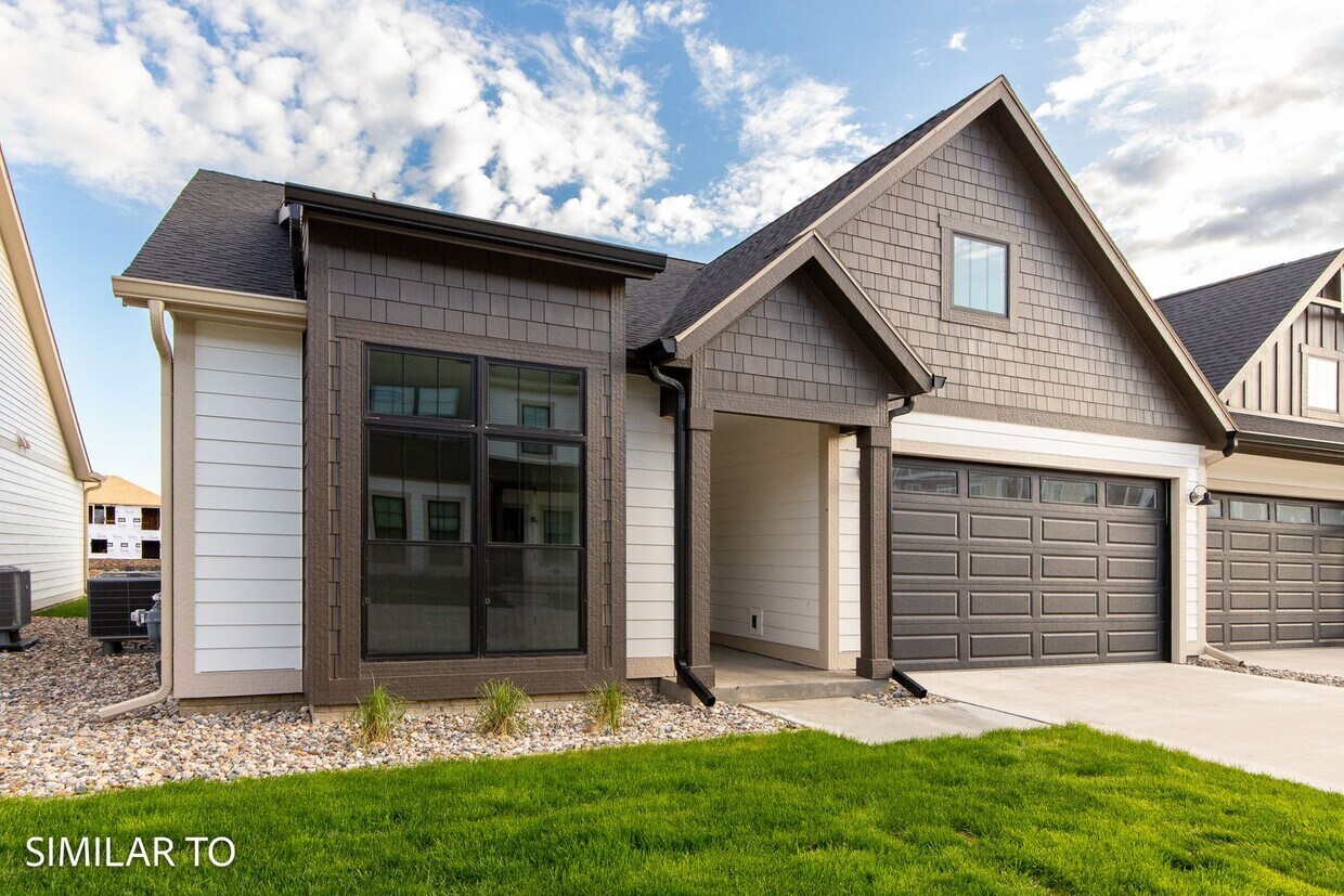 Foto principal - Premium Ames Townhome located at Hayden's ...