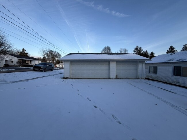 Foto del edificio - 932 Headley St