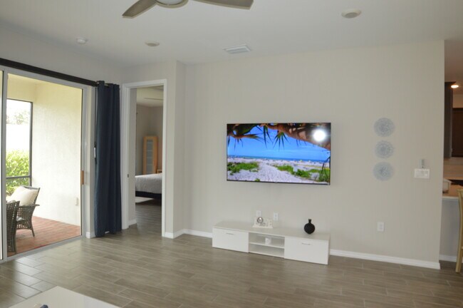 Foto del edificio - 1187 Tranquil Brk Dr