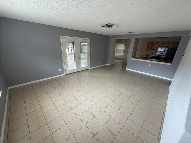 Building Photo - 1704 Matagorda Dr