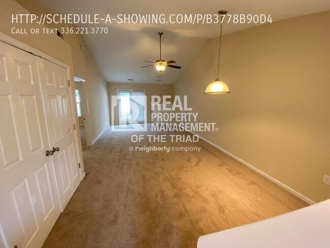 Building Photo - 3389 Hyde Place Cir