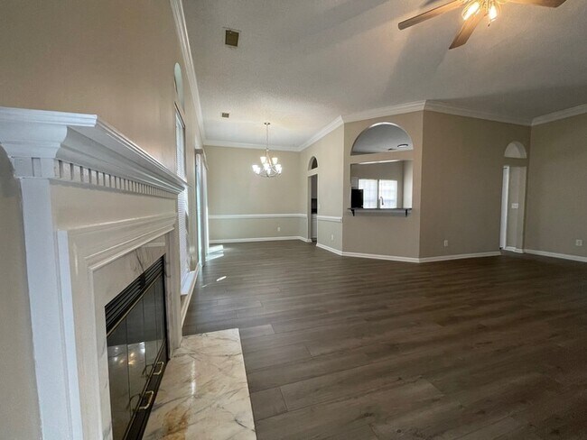 Building Photo - 5420 Crisfield Rd - Rare Gem, Ranch in For...