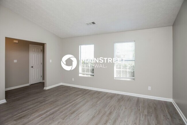 Foto del edificio - 3 Bedroom Pet-Friendly Home in Lithonia, G...