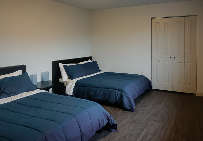 The room will comfortably accommodate 1 or 2 persons. - 8801 Aurora Ave N