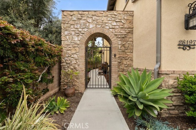 Building Photo - 28197 Camino Del Rio