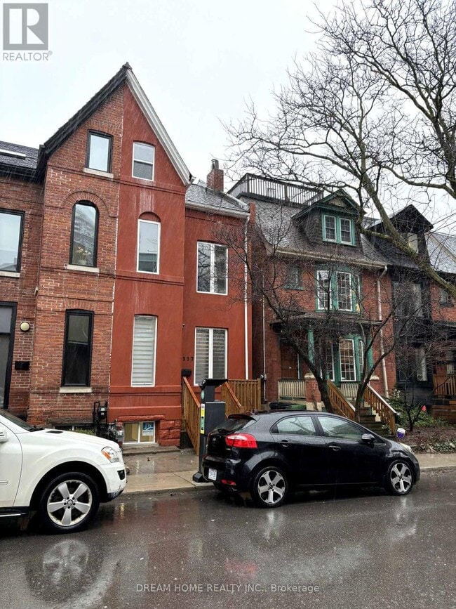 Building Photo - 337 Mutual St