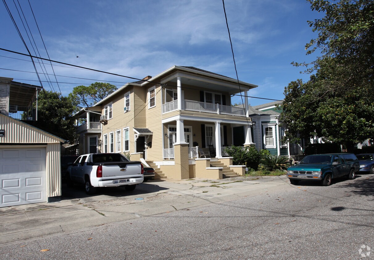 1416 Amelia St, New Orleans, LA 70115 Apartments in New Orleans, LA