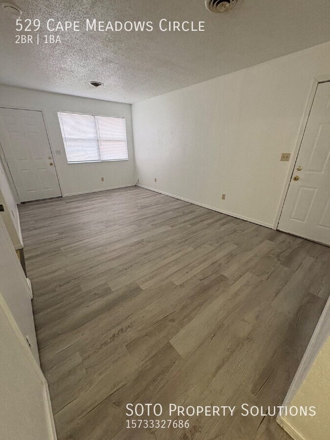 Foto del edificio - 529 Cape Meadows Cir