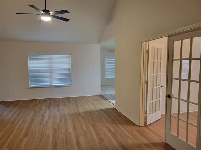 Foto del edificio - 1200 Lombardy Dr