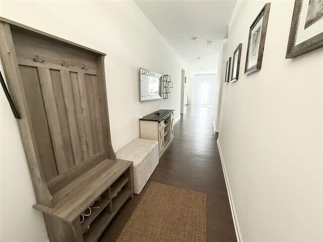 Foto del edificio - 5575 Coltman Dr