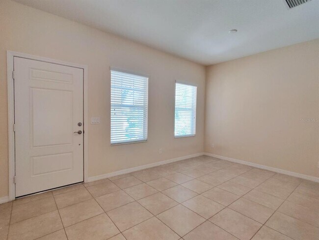 Foto del edificio - 12256 Longview Lake Cir