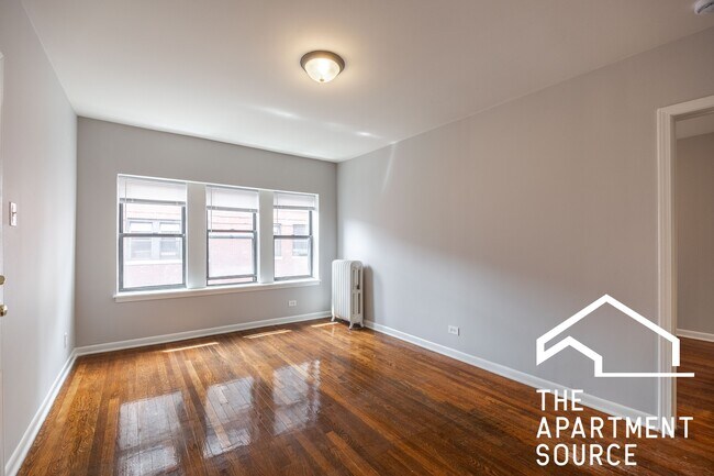Foto del edificio - 5748 N Winthrop Ave