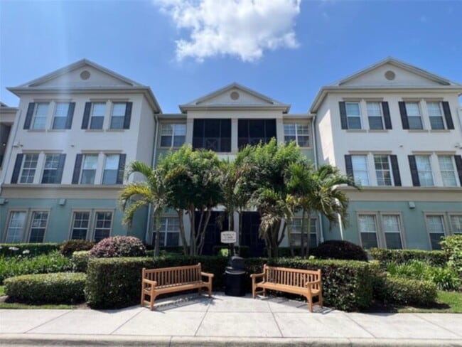 Beautiful 2 Bedroom Condo in Windermere - Beautiful 2 Bedroom Condo in Windermere