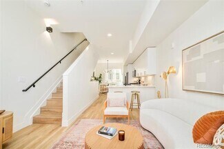Building Photo - 2105 S Galapago St