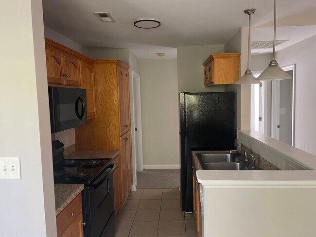 Building Photo - Coming soon! Nice house in Kannapolis!