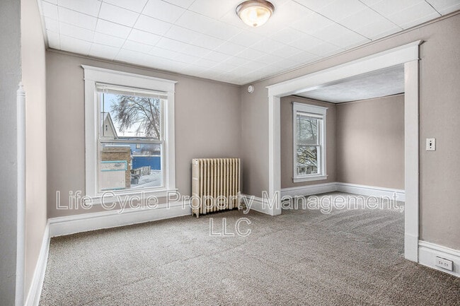 Foto del edificio - 247 Sweet St NE