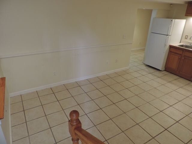 Building Photo - 12 N Munroe Terrace