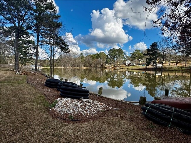 Building Photo - 1709 Rangewood Dr SW